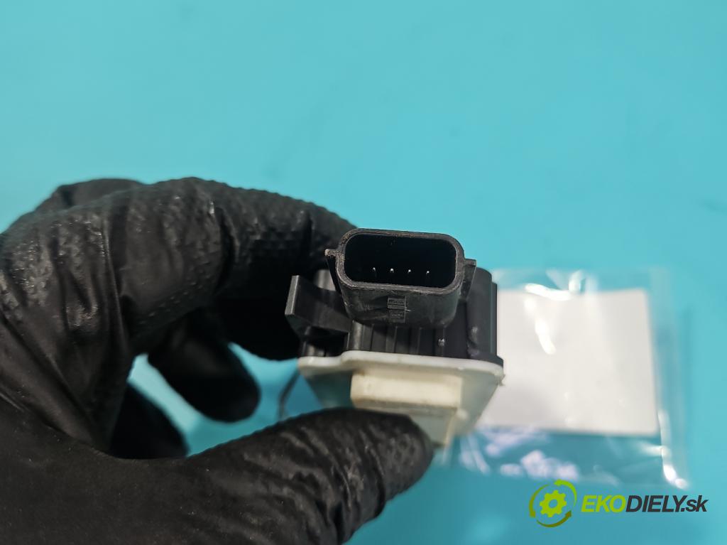 MG MG3  24- 1.5 16V 116 HP manual 85 kW 1495 cm3 5- motor: ostatné 6477R1012