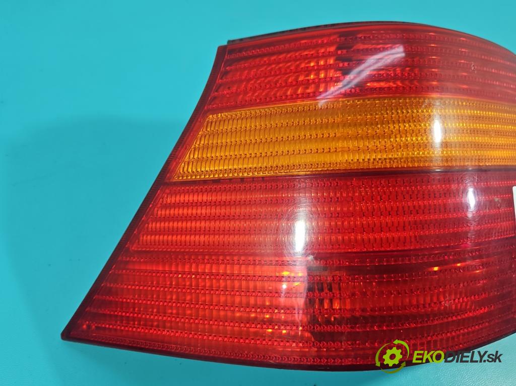 Vw Golf IV 1997-2003 1.6 SR 101 HP manual 74 kW 1595 cm3 5- svetlo / reflektor zadné ľavé 1J6945095Q (Kľučka dverí ostatné)