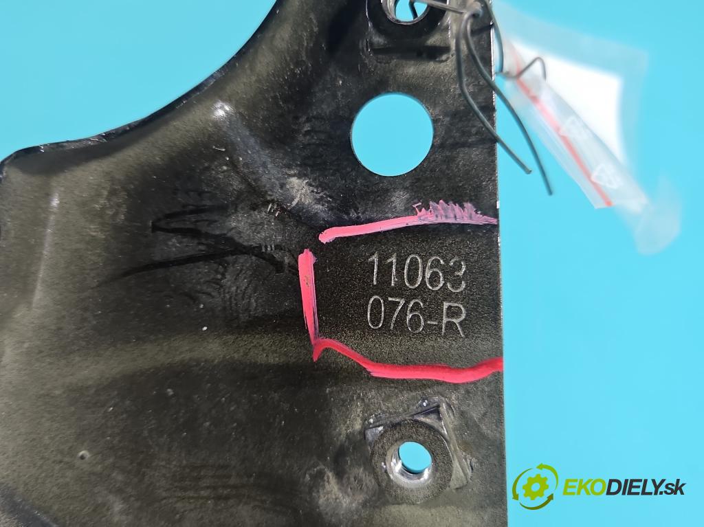 MG MG3  24- 1.5 16V 116 HP manual 85 kW 1495 cm3 5- Upevnenie: 11063076-R