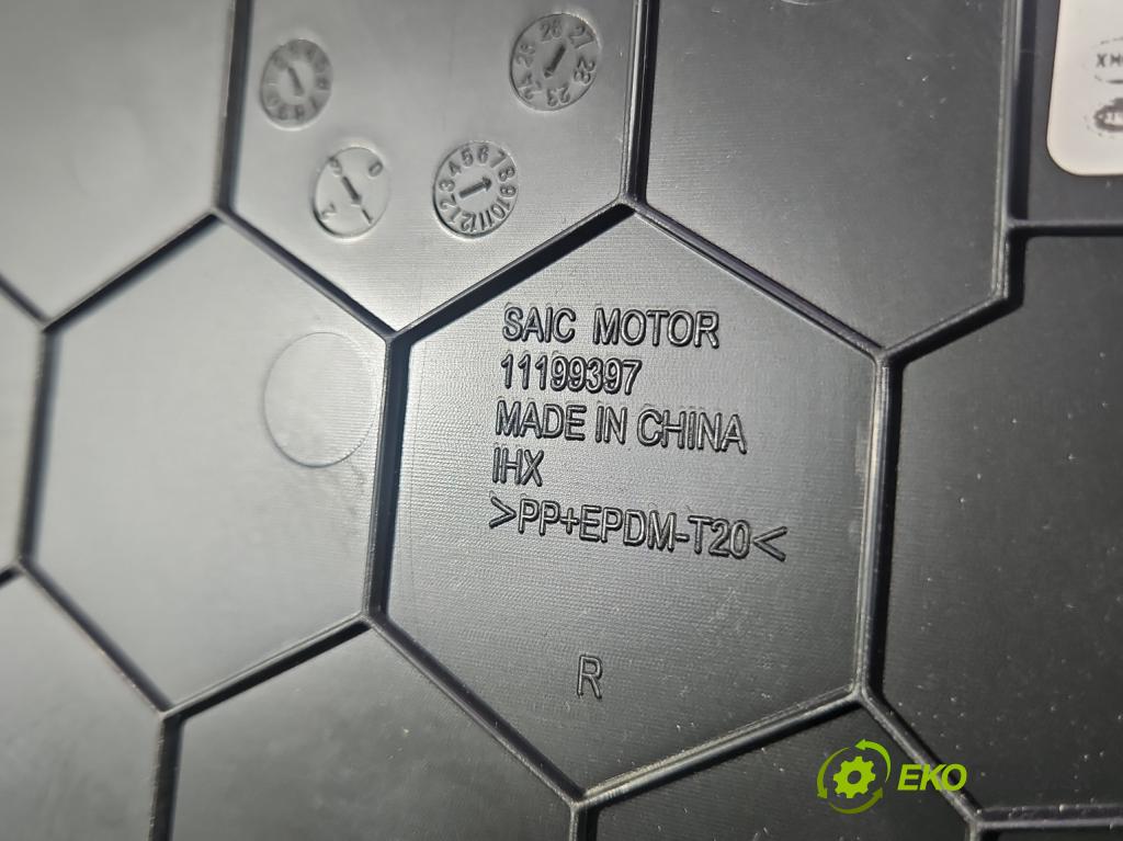 MG MG3  24- 1.5 16V 116 HP manual 85 kW 1495 cm3 5- kryt plast 11199397