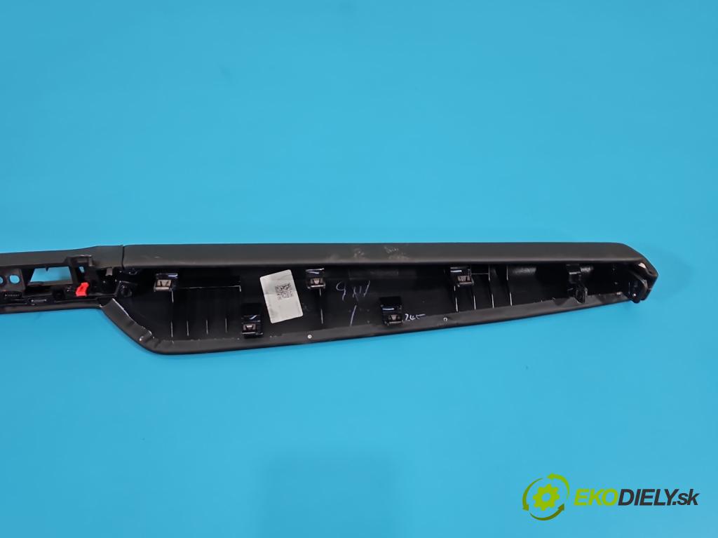 MG MG3  24- 1.5 16V 116 HP manual 85 kW 1495 cm3 5- lišta ozdobná vnitŕní: 11428168