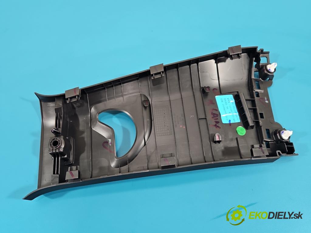 MG MG3  24- 1.5 16V 116 HP manual 85 kW 1495 cm3 5- kryt plast 11202841