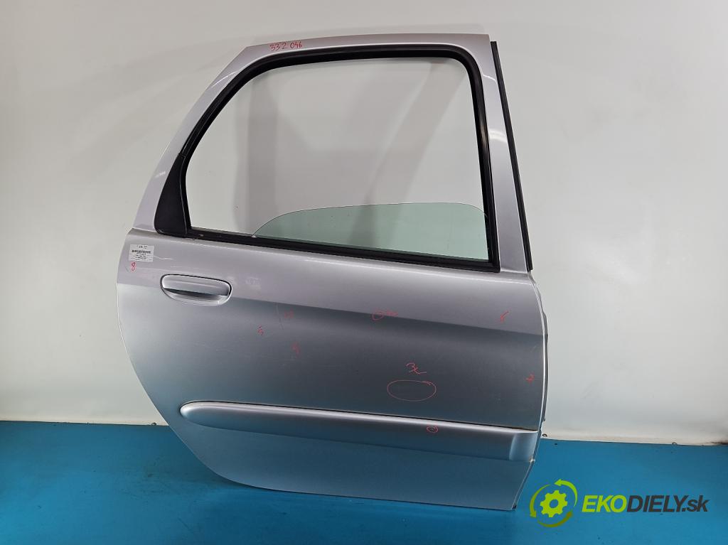 Citroen Xsara Picasso 1.8 16V 116 HP manual 85 kW 1749 cm3 5- dvere zadné pravé  (Kľučka dverí ostatné)