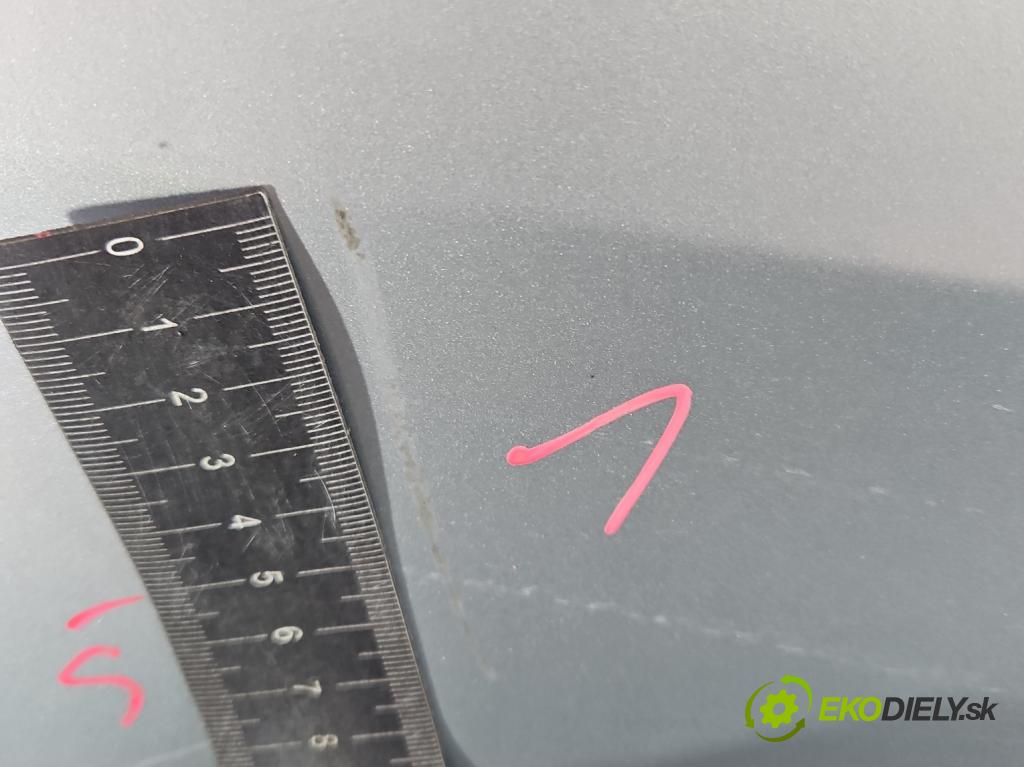 Citroen Xsara Picasso 1.8 16V 116 HP manual 85 kW 1749 cm3 5- dvere zadné pravé  (Kľučka dverí ostatné)