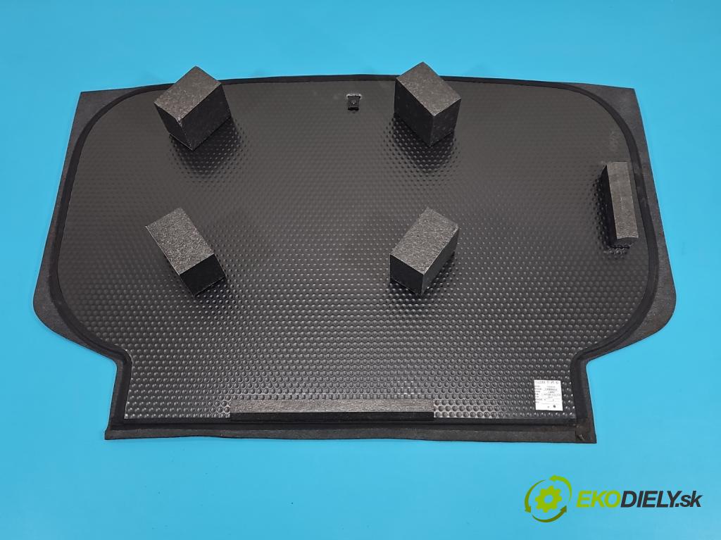 MG MG3  24- 1.5 16V 116 HP manual 85 kW 1495 cm3 5- koberec do auta kufra: 11848246