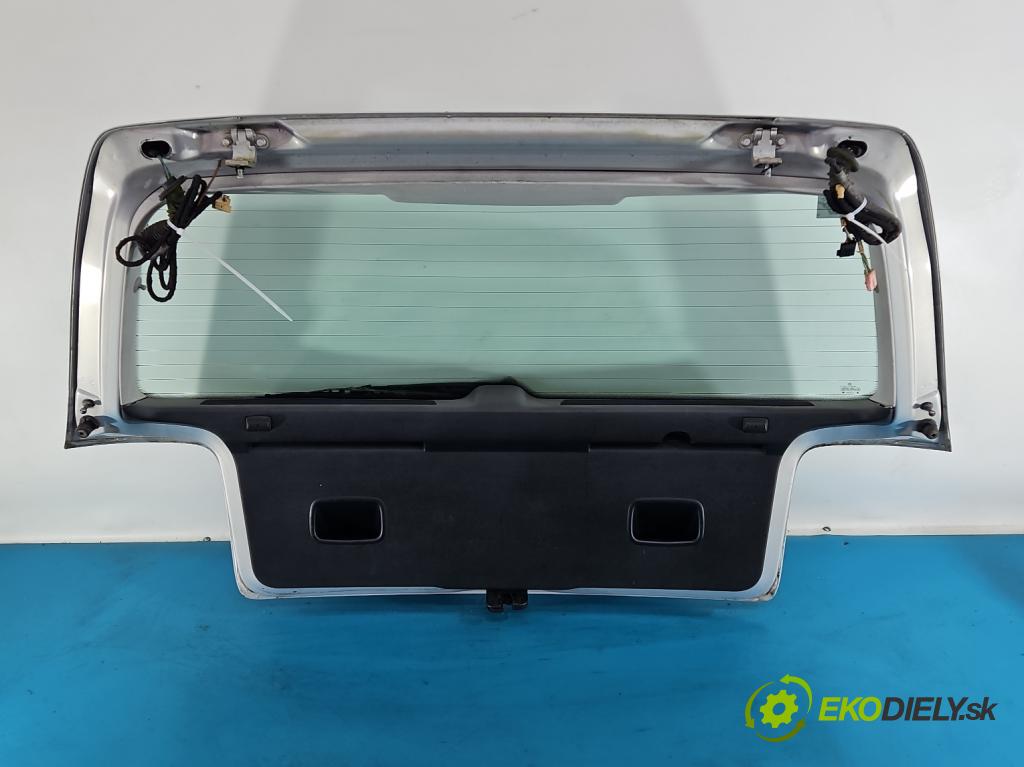 Vw Golf IV 1997-2003 1.6 SR 101 hp manual 74 kW 1595 cm3 5- zadní kufrové dveře  (Zadní kapota (kufr))