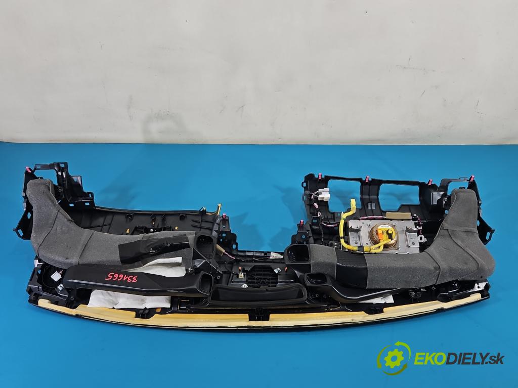 Lexus NX I 2014-2021 2.5 16V 155 HP automatic 114 kW 2494 cm3 5- kokpit,pristrojová doska rozdeľovacia