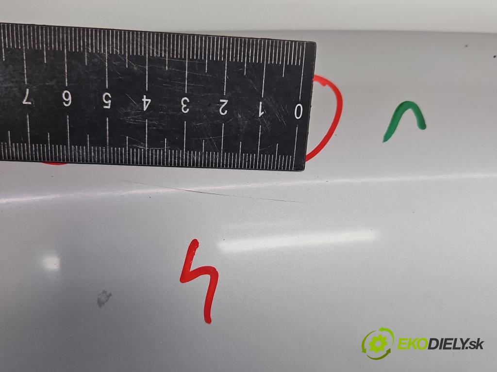 Vw Golf IV 1997-2003 1.6 SR 101 hp manual 74 kW 1595 cm3 5- kapota přední