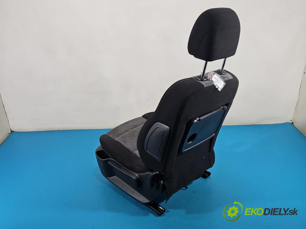 Peugeot 307 1.6 hdi 90 hp manual 66 kW 1560 cm3 5- Sedadlo levý  (Sedadlo)