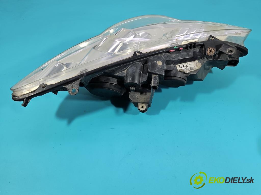 Peugeot 307 1.6 hdi 90 HP manual 66 kW 1560 cm3 5- Reflektor: ľavý  (Kľučka dverí ostatné)