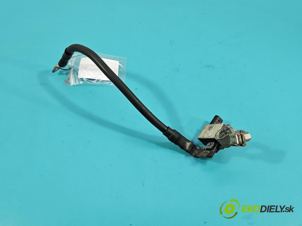 Skoda Fabia III 2014- 2021 1.0 TSI 95 HP manual 70 kW 999 cm3 5- kontakt mínus: 6C0915181D