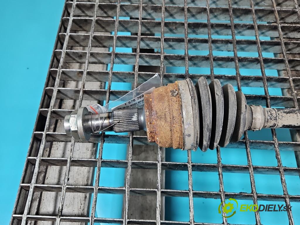 MG MG3  24- 1.5 16V 116 HP manual 85 kW 1495 cm3 5- poloos predné ľavé 11132044