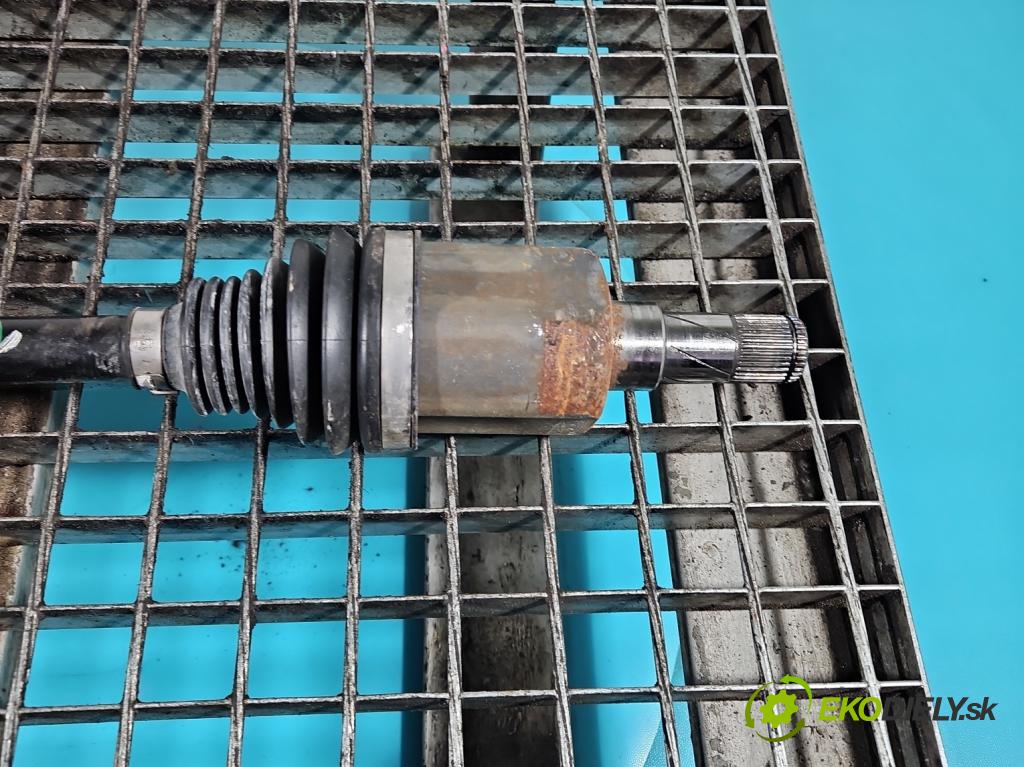 MG MG3  24- 1.5 16V 116 HP manual 85 kW 1495 cm3 5- poloos predné ľavé 11132044