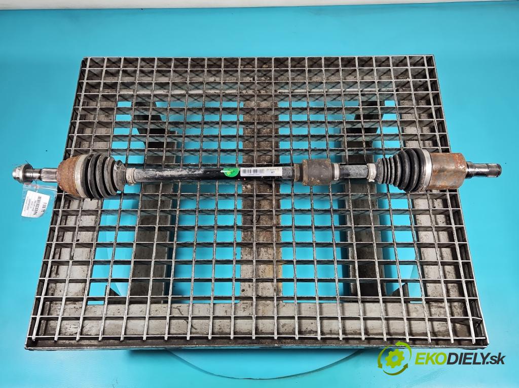 MG MG3  24- 1.5 16V 116 HP manual 85 kW 1495 cm3 5- poloos predné pravé 11132045