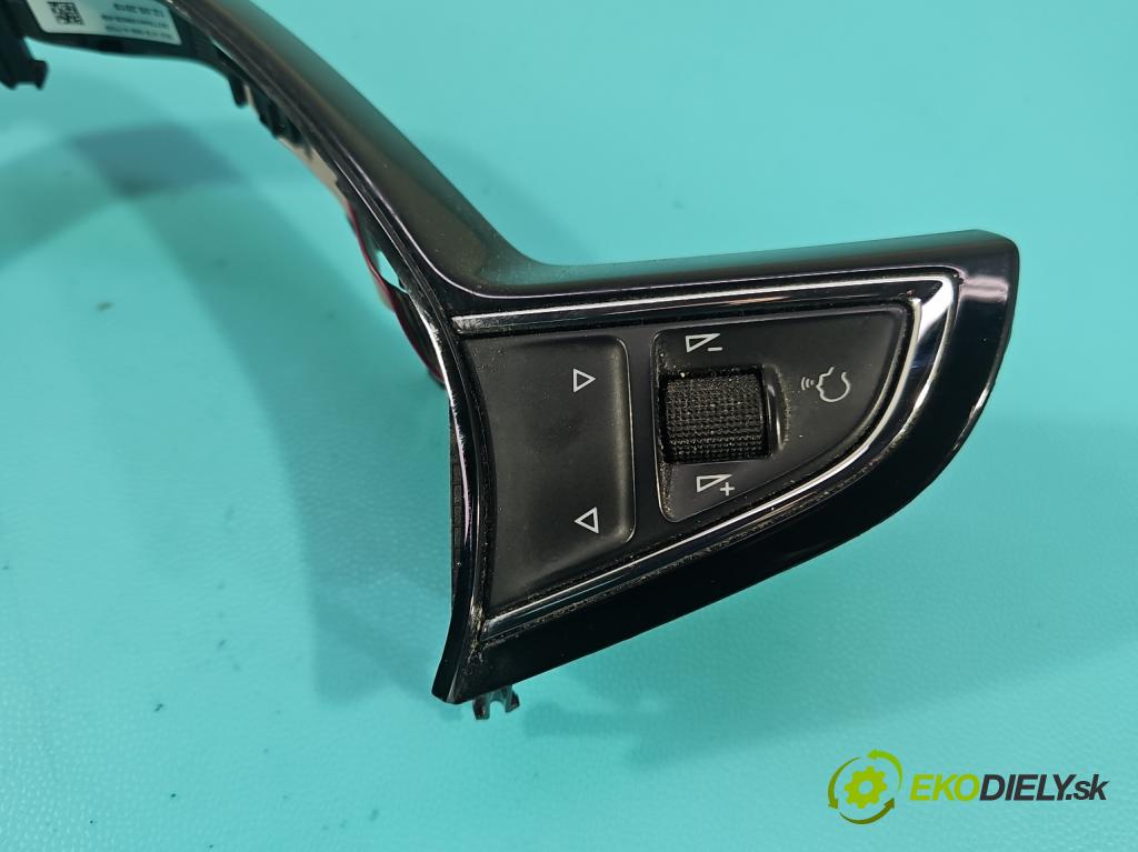 Skoda Fabia III 2014- 2021 1.0 TSI 95 hp manual 70 kW 999 cm3 5- Přepínač multifunkční: řízení: 3V0919719E (Páčky pod volantem)