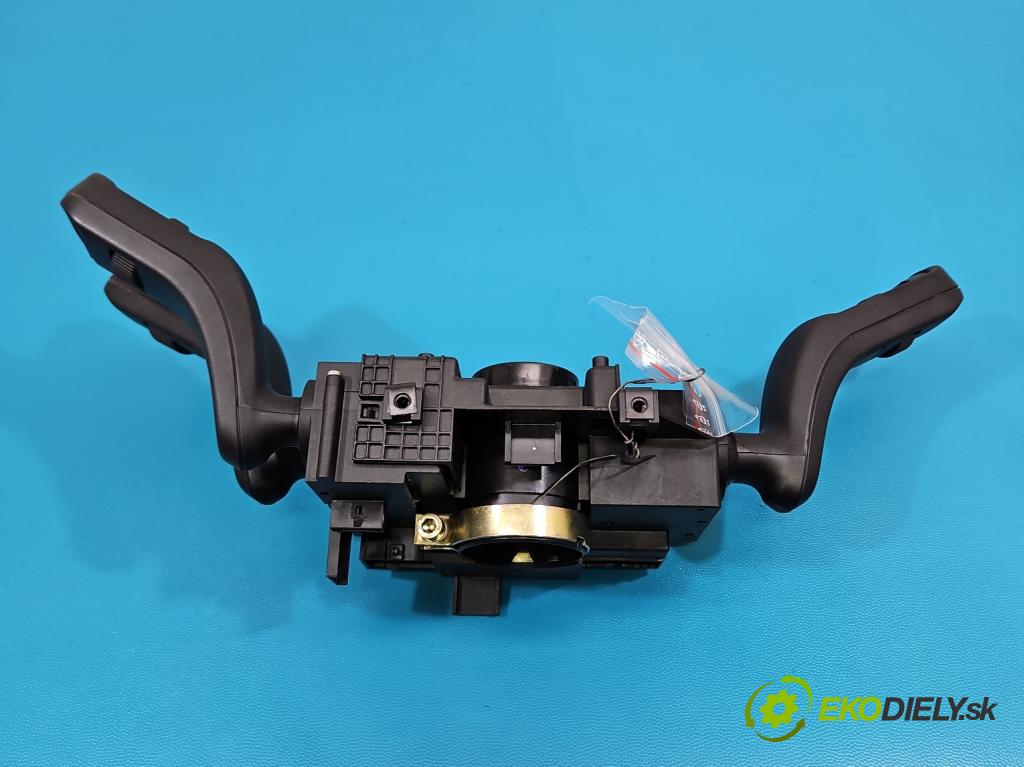 Alfa romeo 159 1.9 jtd 150 HP manual 110 kW 1910 cm3 4- prepínač komplex: 01560721940 (Prepínacie páčky pod volantom)