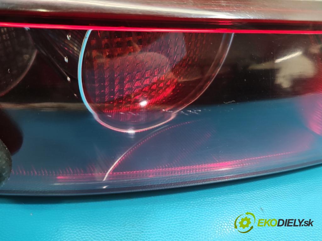 Alfa romeo 159 1.9 jtd 150 HP manual 110 kW 1910 cm3 4- svetlo / reflektor zadné ľavé 50504821 (Kľučka dverí ostatné)