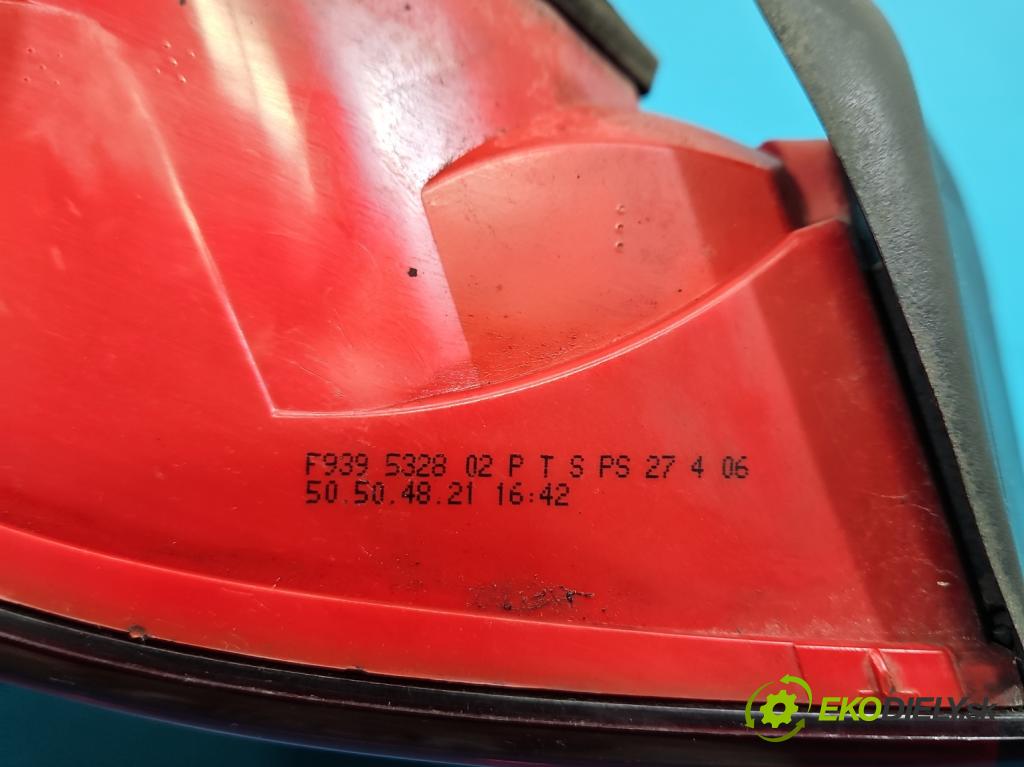 Alfa romeo 159 1.9 jtd 150 HP manual 110 kW 1910 cm3 4- svetlo / reflektor zadné ľavé 50504821 (Kľučka dverí ostatné)