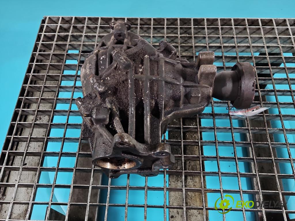 Volvo XC90 I 2002-2014 2.5 T 209KM automatic 154 kW 2521 cm3 5- Redukce: 1023808