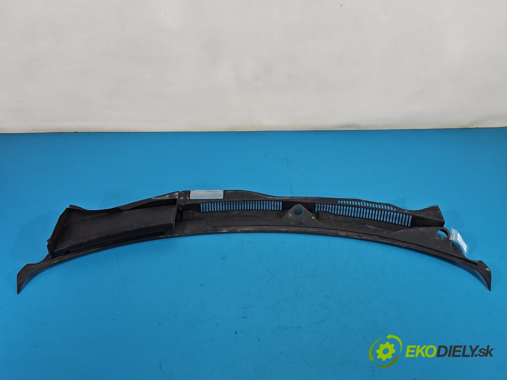 Vw Golf IV 1997-2003 1.6 SR 101 HP manual 74 kW 1595 cm3 5- torpédo 1J1819415G (Torpédo (plast pod čelným sklom))