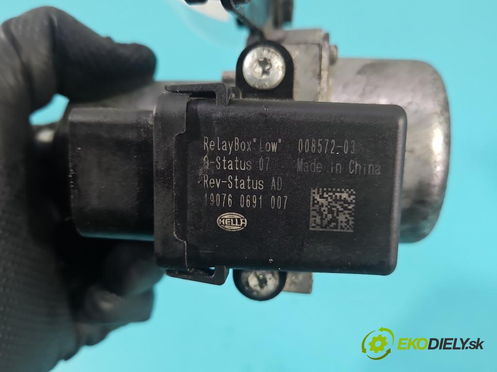 Skoda Fabia III 2014- 2021 1.0 TSI 95 HP manual 70 kW 999 cm3 5- čerpadlo rotačný 1K0612181F