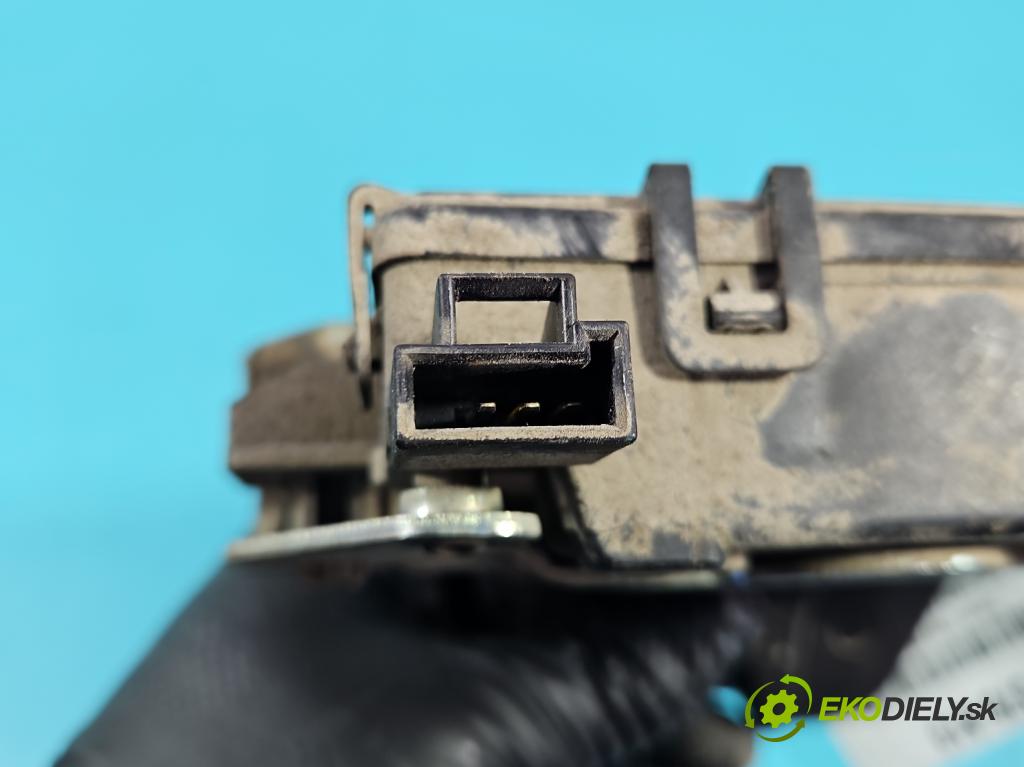 Opel Zafira B 2005-2014 1.9 cdti 150 HP manual 110 kW 1910 cm3 5- zámok kufrové dvere zadné 495058724