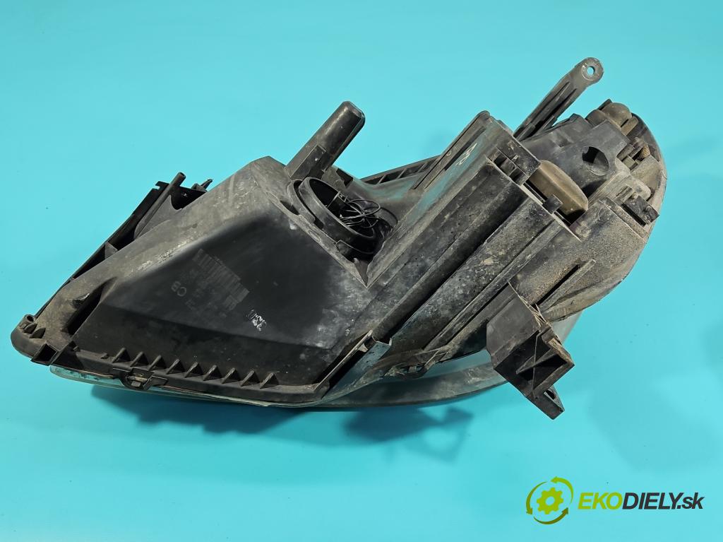 Opel Zafira B 2005-2014 1.9 cdti 150 HP manual 110 kW 1910 cm3 5- Reflektor: pravý 24451053RH (Svetlo predné pravé)