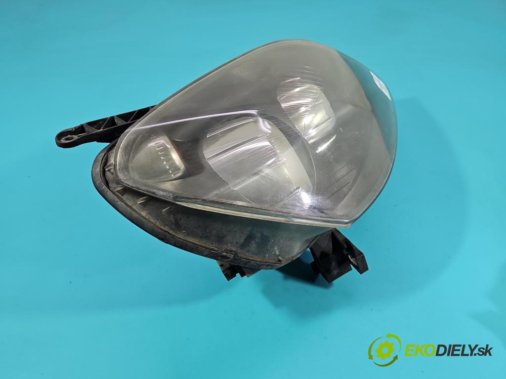 Opel Zafira B 2005-2014 1.9 cdti 150 HP manual 110 kW 1910 cm3 5- Reflektor: pravý 24451053RH (Svetlo predné pravé)