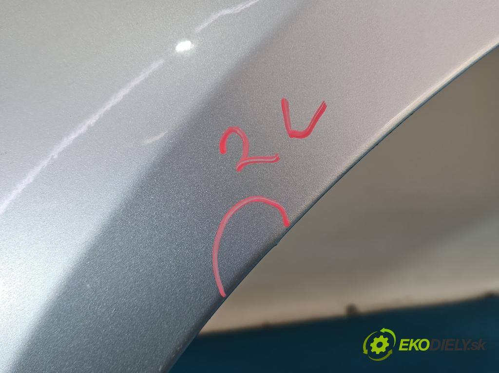 Audi A8 D4 2009-2017 2.0 TFSI 211KM automatic 155 kW 1984 cm3 4- blatník predné ľavý  (Blatník predný ľavý)