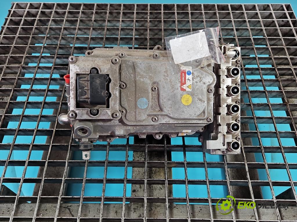 Audi A8 D4 2009-2017 2.0 TFSI 211KM automatic 155 kW 1984 cm3 4- střídač: prúd 4H0907080A