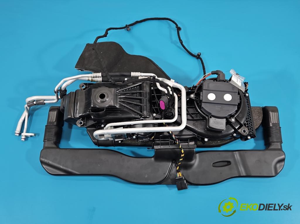 Audi A8 D4 2009-2017 2.0 TFSI 211KM automatic 155 kW 1984 cm3 4- ventilátor vzduchu 8R0820021