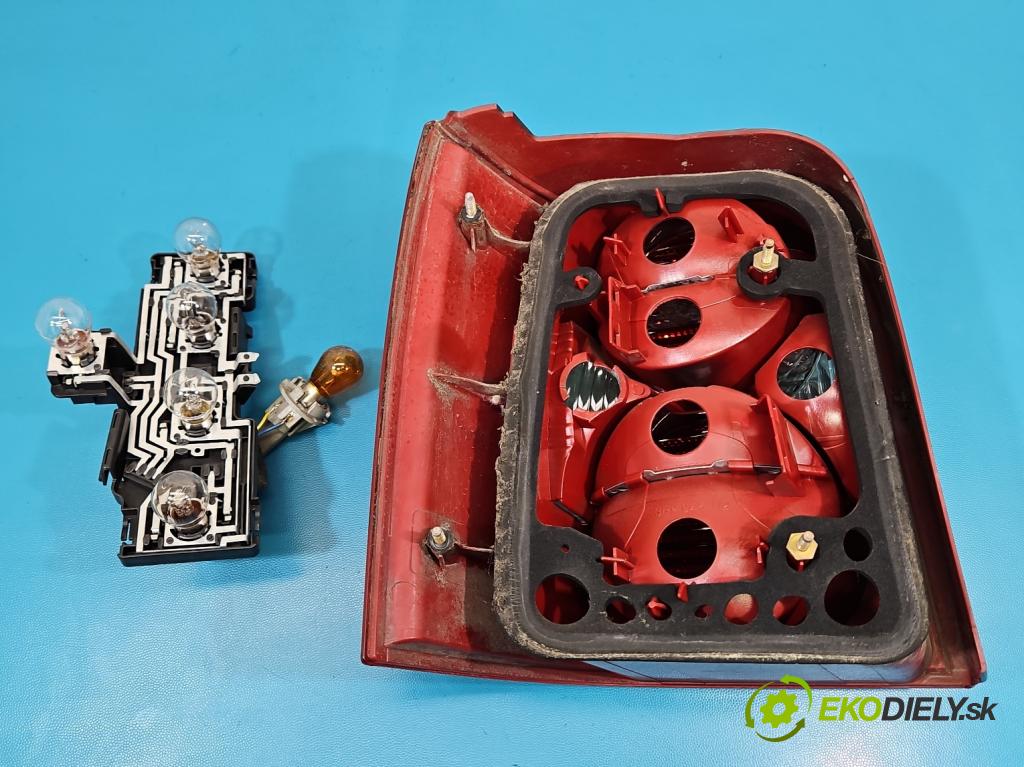 Vw Passat B5 1995-2005 1.6 8V 102 HP manual 75 kW 1595 cm3 5- svetlo / reflektor zadné pravé 3B9945096AA (Kľučka dverí ostatné)