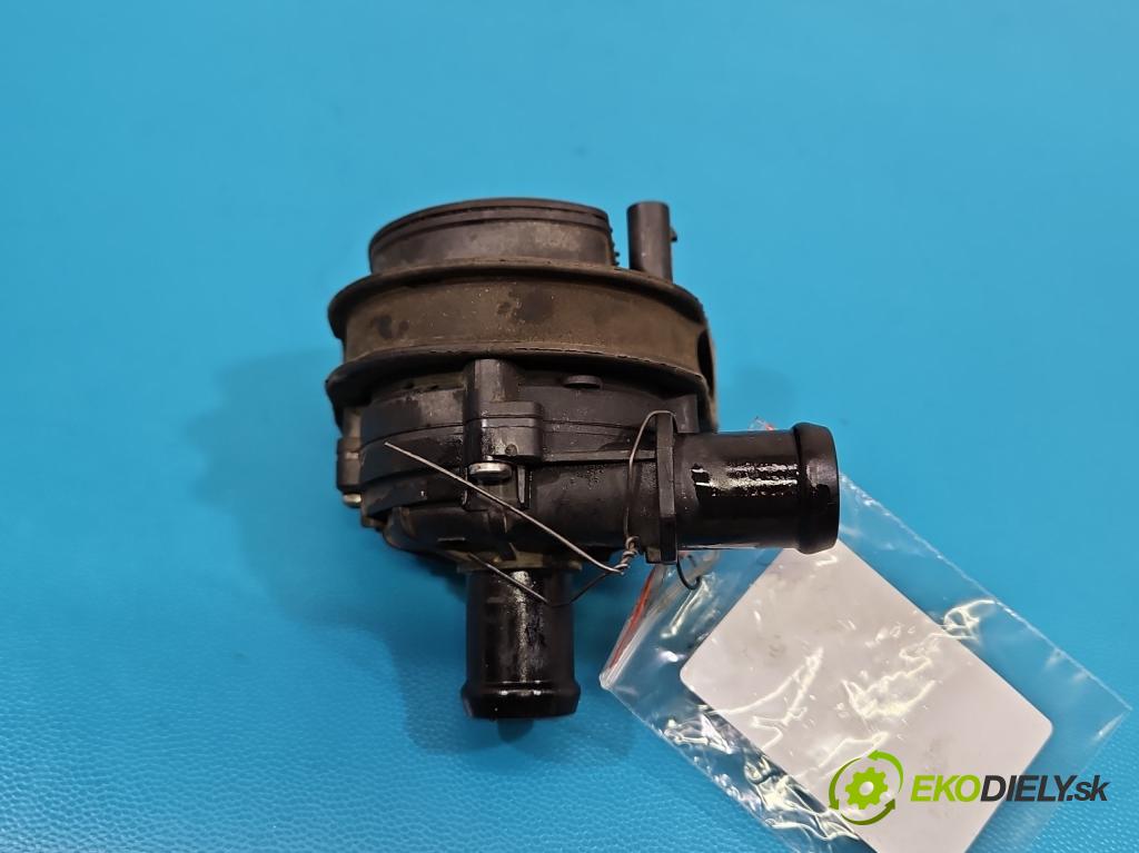 Skoda Octavia III 2013- 1.5 TSI 150 HP manual 110 kW 1498 cm3 5- pompa obehu voda: 2Q0965567