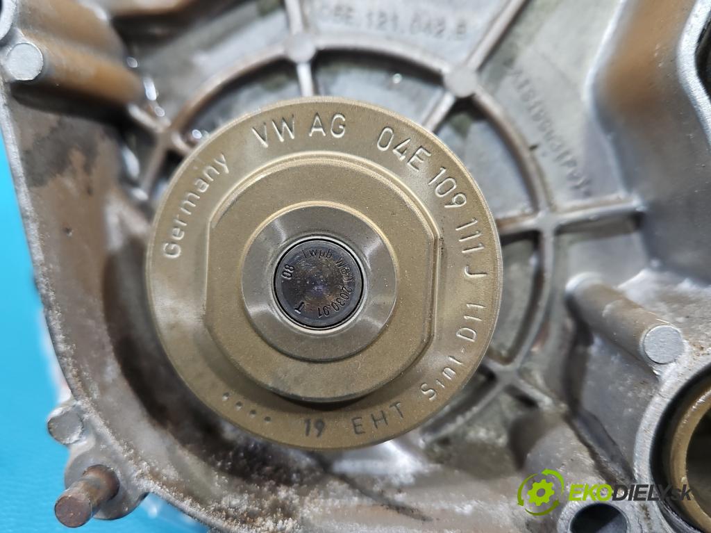 Skoda Octavia III 2013- 1.5 TSI 150 hp manual 110 kW 1498 cm3 5- čerpadlo vody 05E121111K (Vodní pumpa)