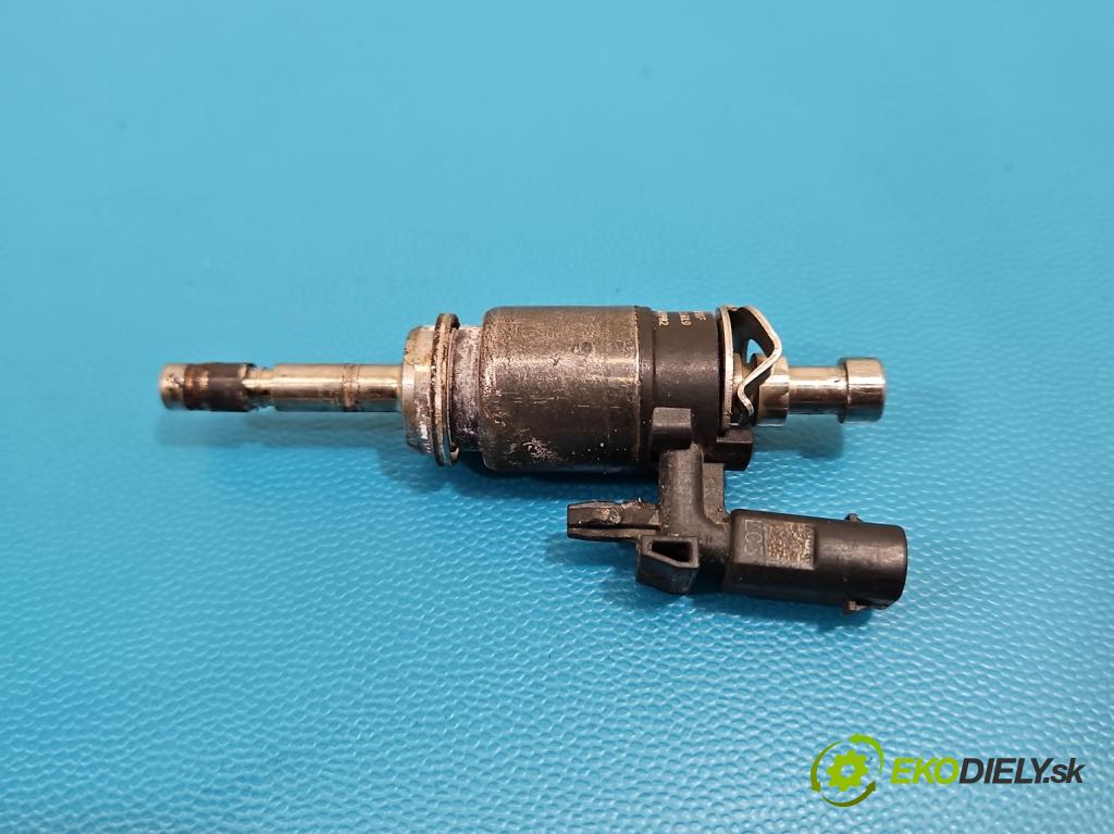 Skoda Octavia III 2013- 1.5 TSI 150 HP manual 110 kW 1498 cm3 5- vstrek 05E906036F (Vstrekovač paliva)