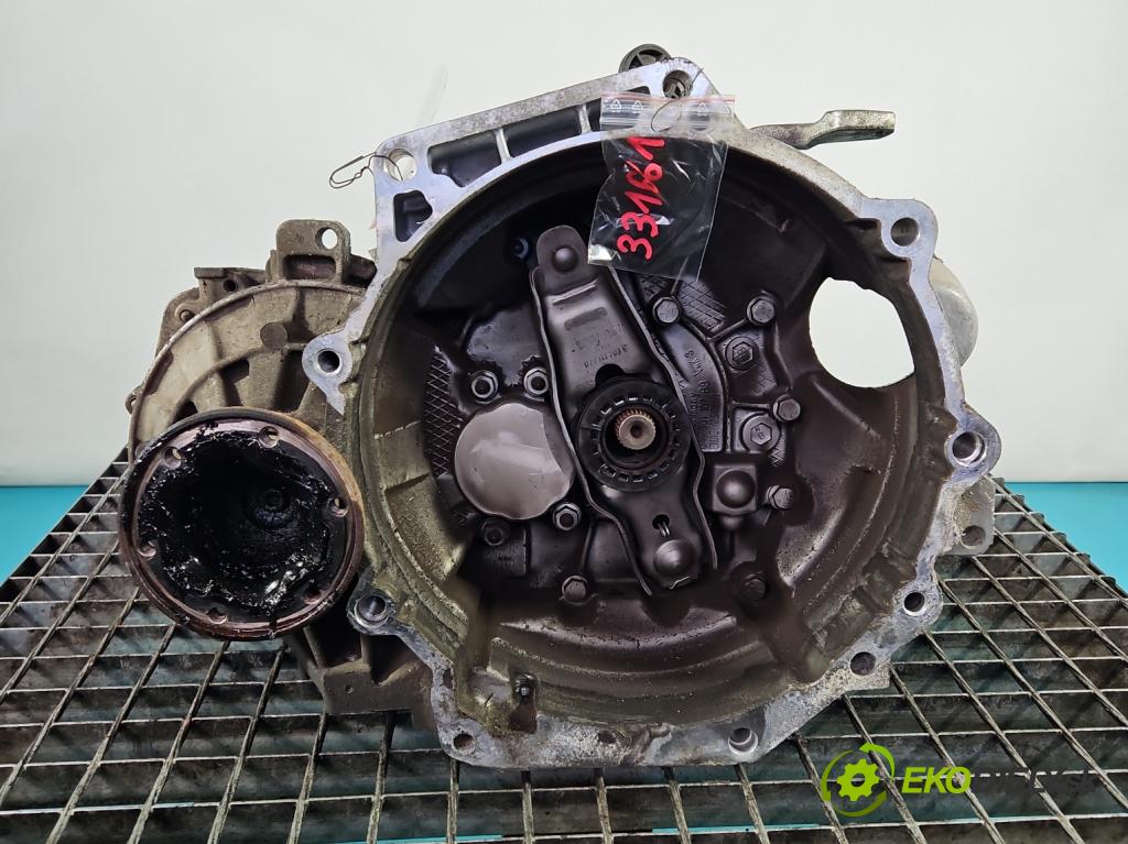 Skoda Octavia III 2013- 1.5 TSI 150 hp manual 110 kW 1498 cm3 5- převodovka stupňová manual TJW