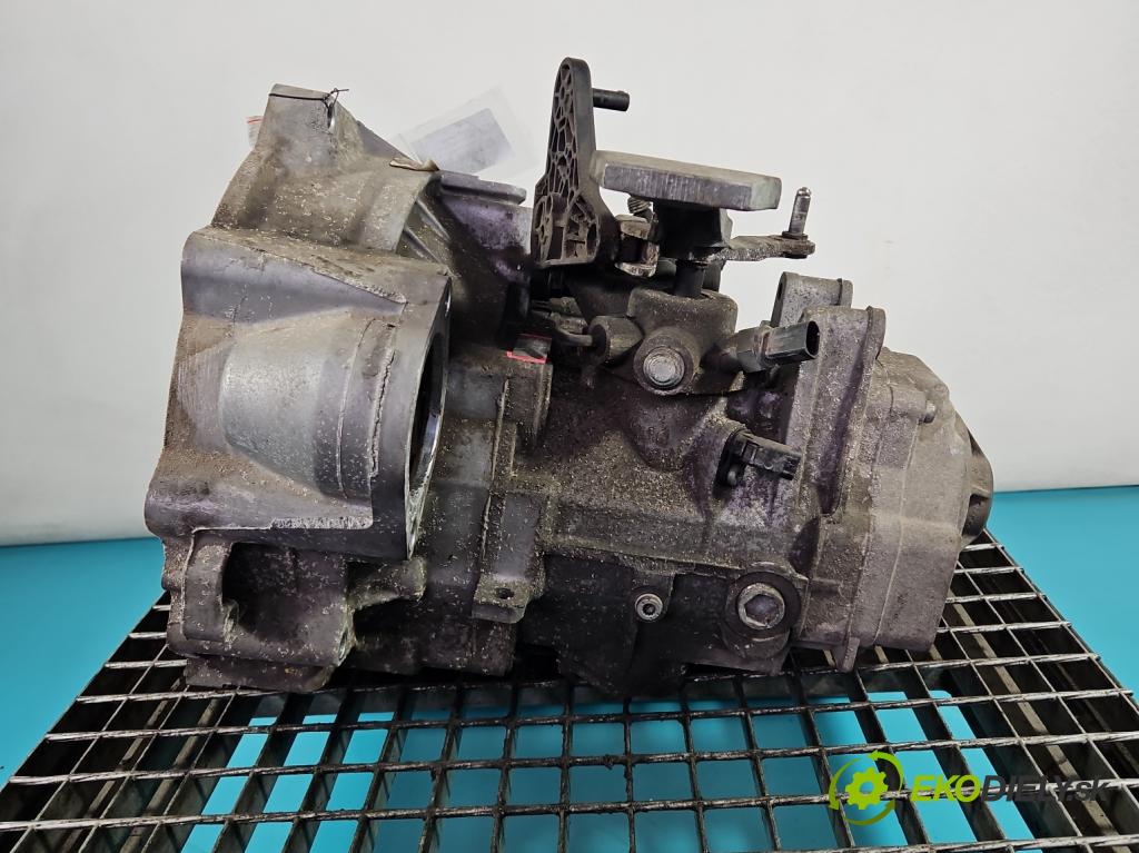 Skoda Octavia III 2013- 1.5 TSI 150 hp manual 110 kW 1498 cm3 5- převodovka stupňová manual TJW