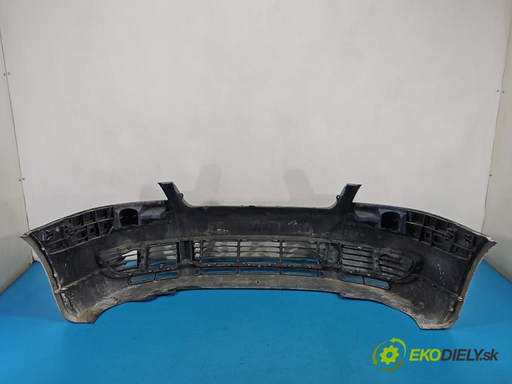 Vw Passat B5 1995-2005 1.6 8V 102 hp manual 75 kW 1595 cm3 5- nárazník přední  (Klika dveří ostatní)