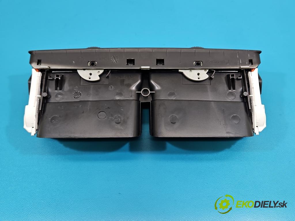 Vw Passat B5 1995-2005 1.6 8V 102 hp manual 75 kW 1595 cm3 5- Mřížka: topení medián: 3B0819728D (Mřížka topení)