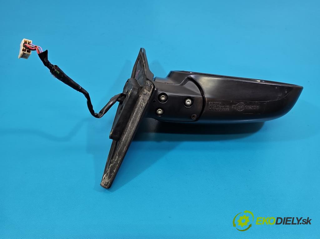 Toyota Rav4 II 2000-2005 2.0 D4D 1CD 133 hp manual 98 kW 1995 cm3 5- zpětné zrcátko pravé  (Klika dveří ostatní)