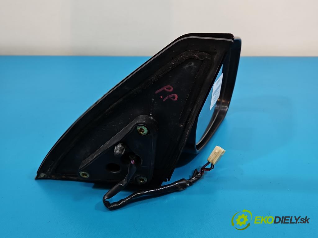 Toyota Rav4 II 2000-2005 2.0 D4D 1CD 133 hp manual 98 kW 1995 cm3 5- zpětné zrcátko pravé  (Klika dveří ostatní)