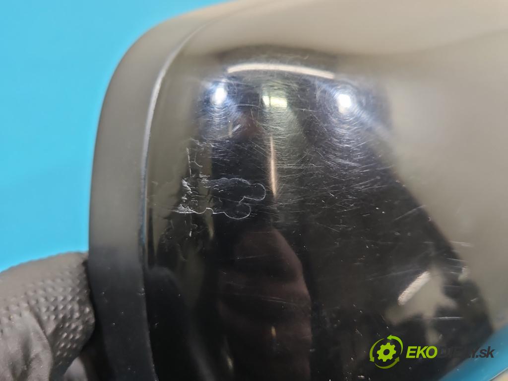 Toyota Rav4 II 2000-2005 2.0 D4D 1CD 133 hp manual 98 kW 1995 cm3 5- zpětné zrcátko pravé  (Klika dveří ostatní)