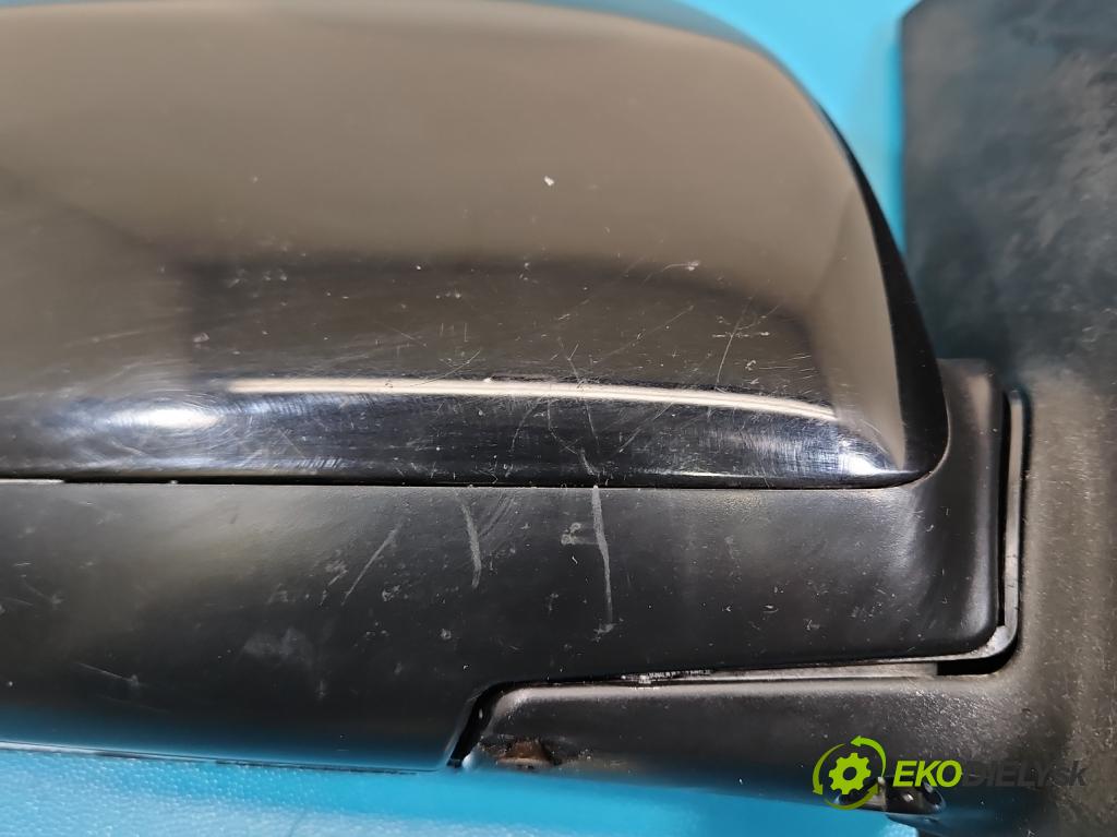Toyota Rav4 II 2000-2005 2.0 D4D 1CD 133 hp manual 98 kW 1995 cm3 5- zpětné zrcátko pravé  (Klika dveří ostatní)