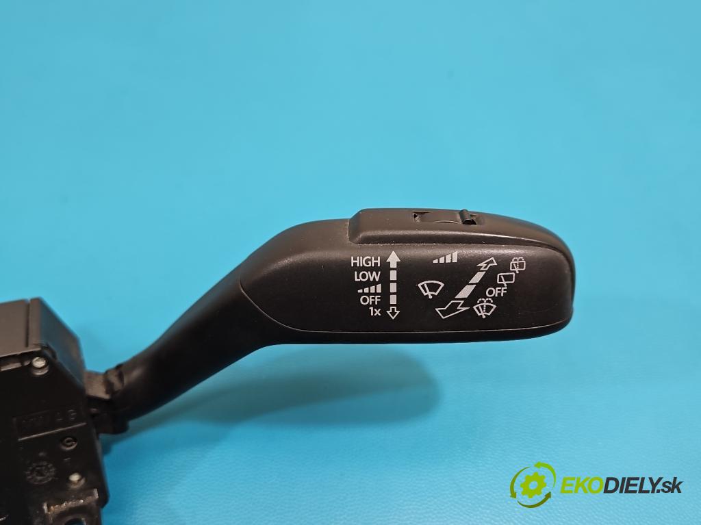 Seat Ibiza IV 6J 2008-2017 1.4 16V 86 HP manual 63 kW 1390 cm3 5- prepínač komplex: 7H0953503GF (Prepínacie páčky pod volantom)