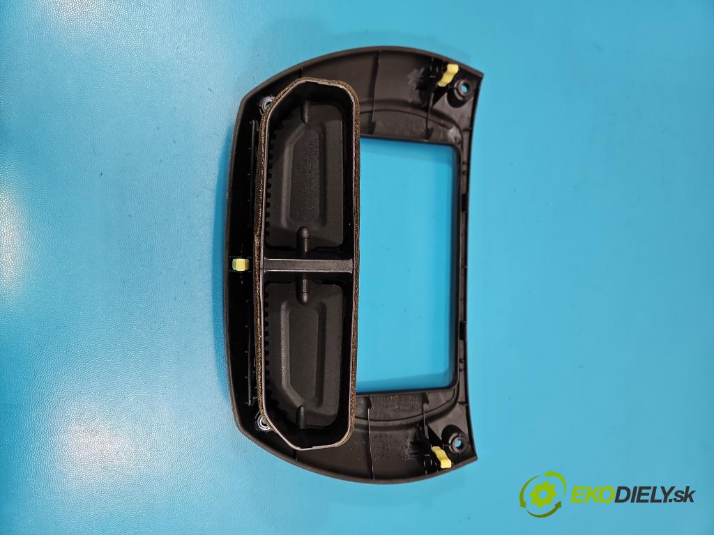 Toyota Rav4 II 2000-2005 2.0 D4D 1CD 133 hp manual 98 kW 1995 cm3 5- rameček rádia 55410-42090