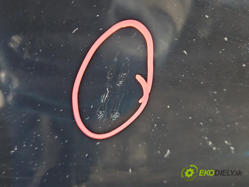 Toyota Rav4 II 2000-2005 2.0 D4D 1CD 133 hp manual 98 kW 1995 cm3 5- dveře přední pravé  (Klika dveří ostatní)