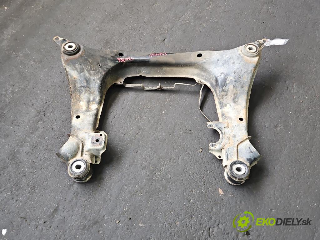 Vw Passat B5 1995-2005 1.6 8V 102 HP manual 75 kW 1595 cm3 5- výstuha motora 