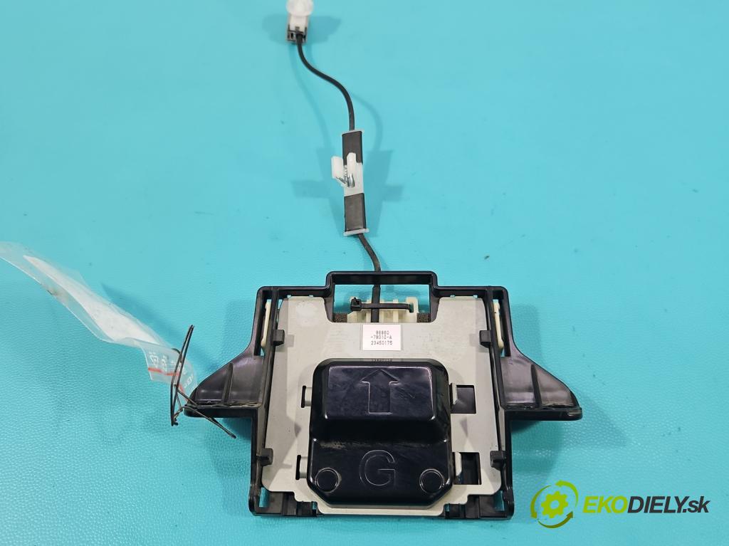 Lexus NX I 2014-2021 2.5 16V 155 HP automatic 114 kW 2494 cm3 5- Antena 86147-78010