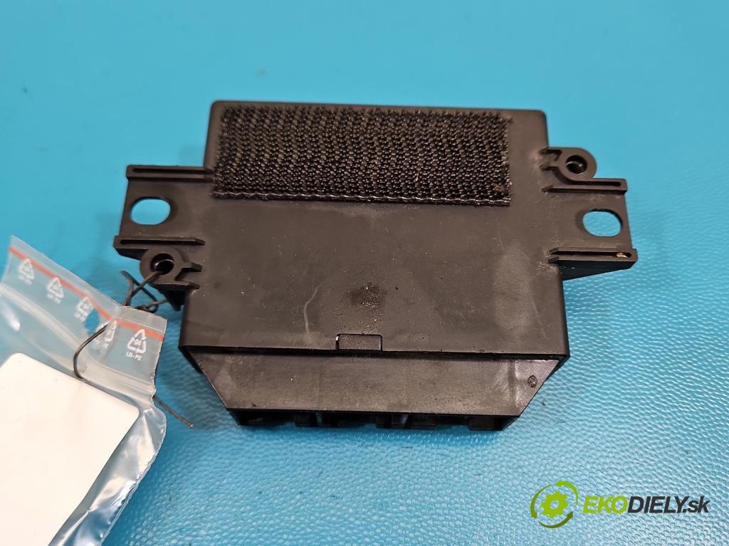 Volvo XC90 I 2002-2014 2.5 T 209KM automatic 154 kW 2521 cm3 5- řídící jednotka parkování 30656246