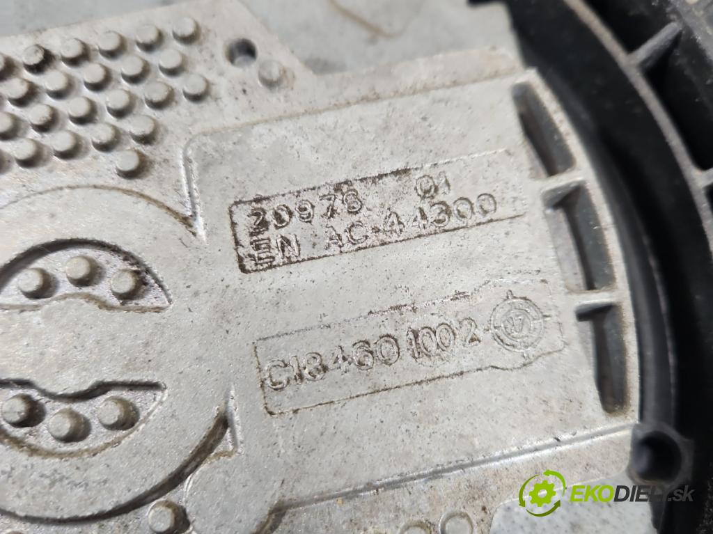 Audi A8 D4 2009-2017 2.0 TFSI 211KM automatic 155 kW 1984 cm3 4- Ventilátor chladiča 4H0959455AB